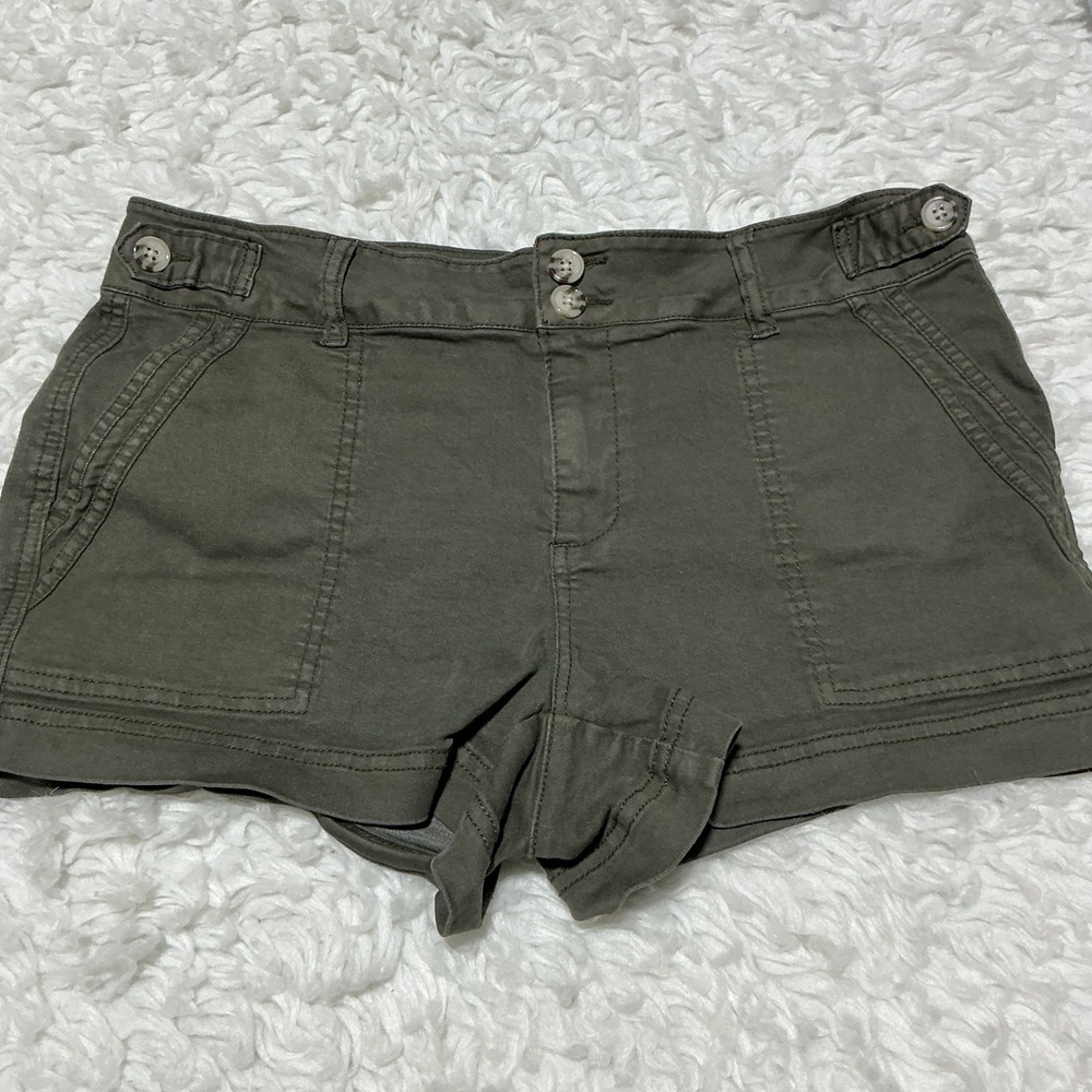 BKE Utility Cargo Shorts Olive Green Stretch Double Button Size 30 Hiking Boho